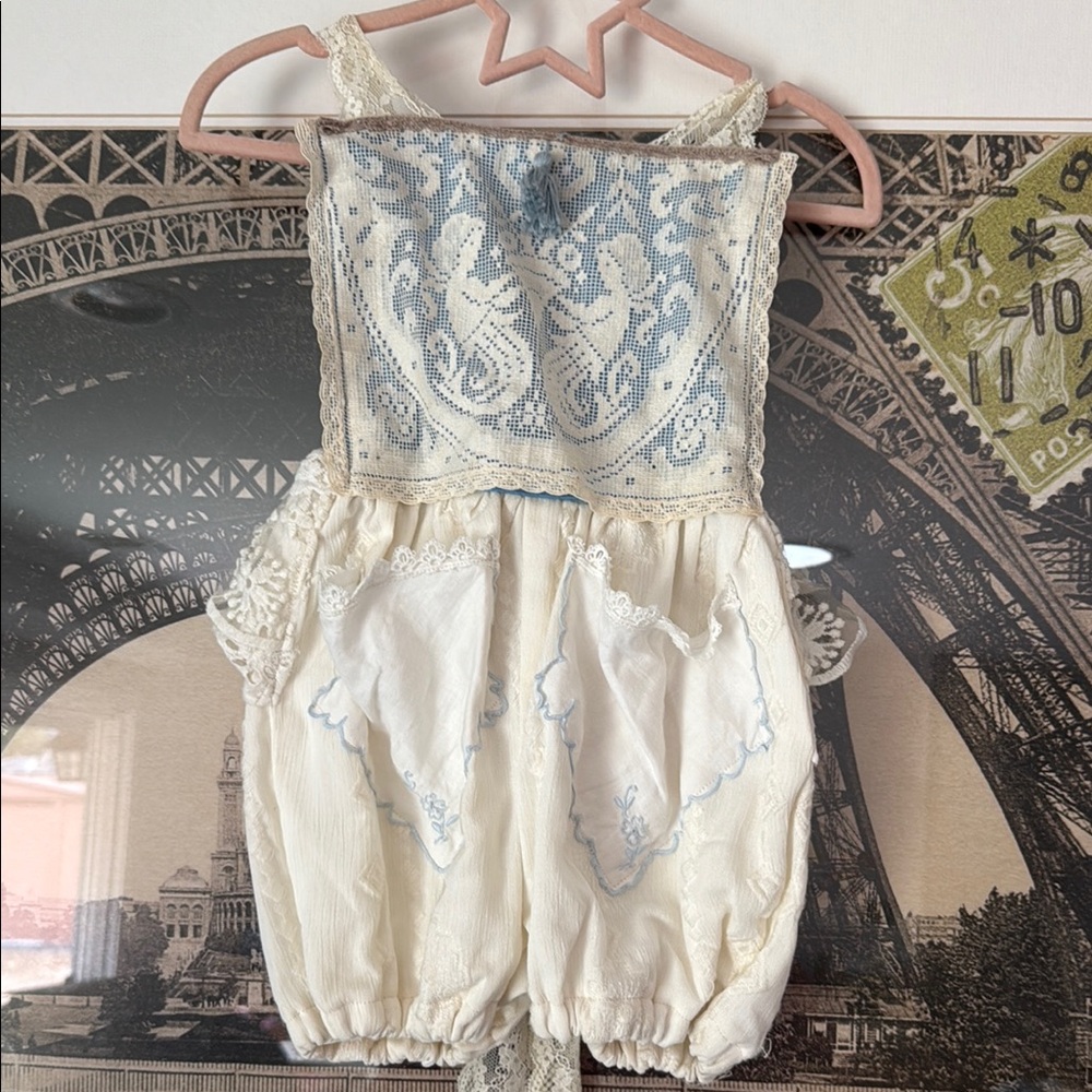 Elegant Lace Kids Bodysuit - Blue and Cream